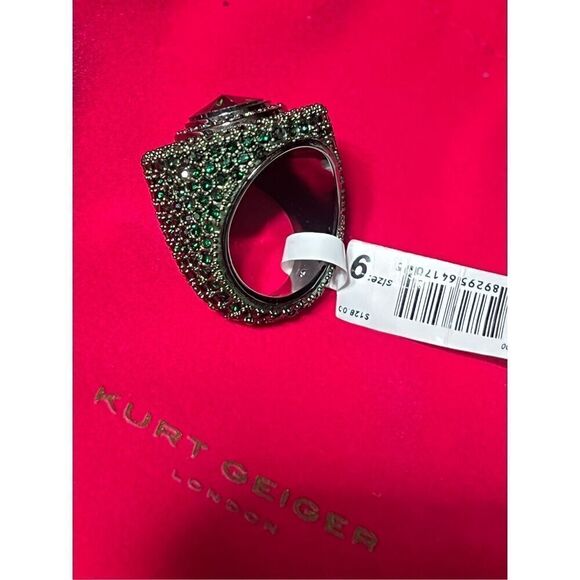 Kurt Geiger NWT Pave Emerald Octavia Ring Size 6 - Picture 6 of 8